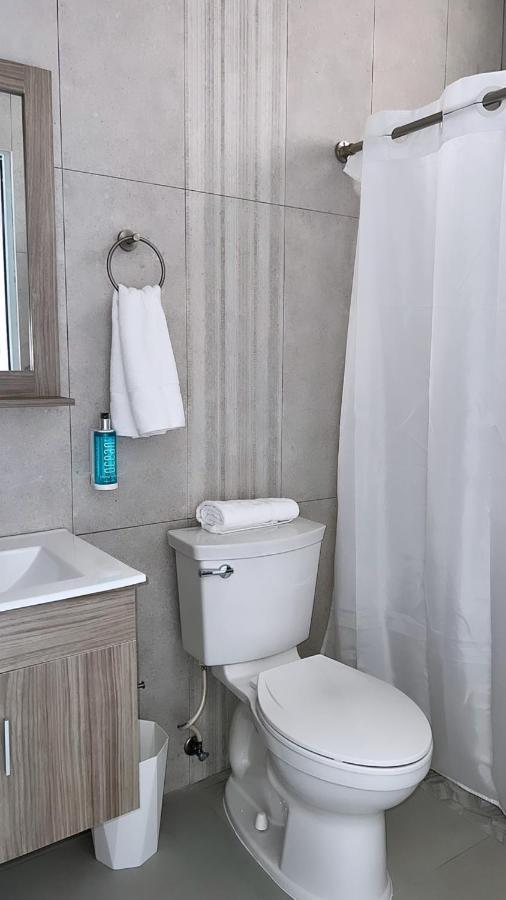 Red Flamboyan Guesthouse And Restaurant Rincon Εξωτερικό φωτογραφία