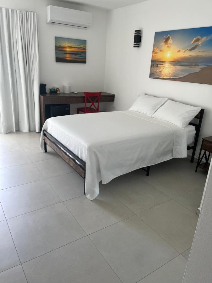 Red Flamboyan Guesthouse And Restaurant Rincon Εξωτερικό φωτογραφία