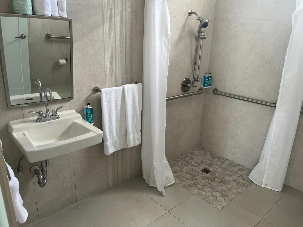 Red Flamboyan Guesthouse And Restaurant Rincon Εξωτερικό φωτογραφία